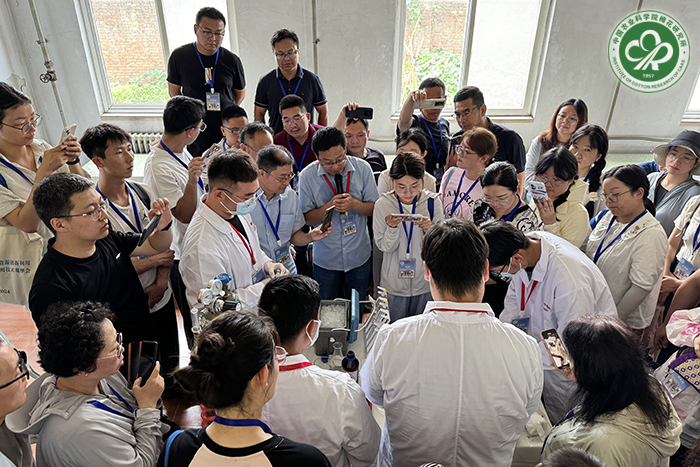 现场观摩xiu.jpg